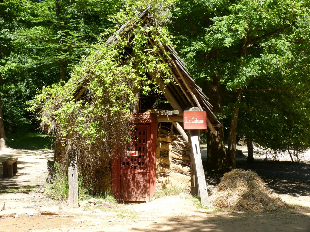 HS2 088 La cabane